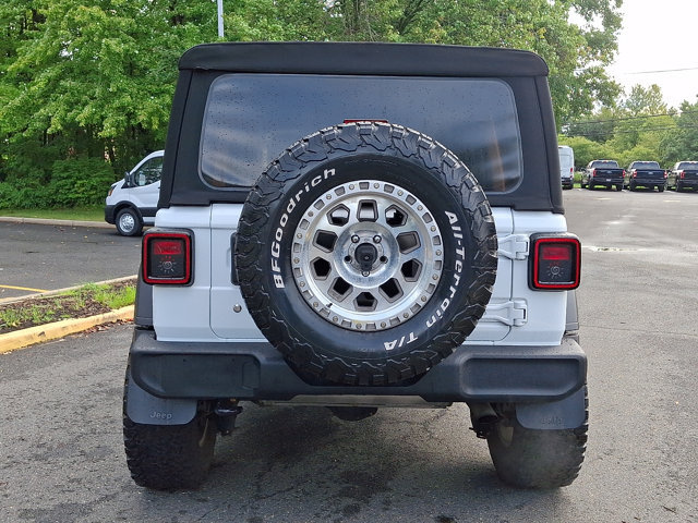 Used 2018 Jeep Wrangler Unlimited Sport S AWD/4WD image 9