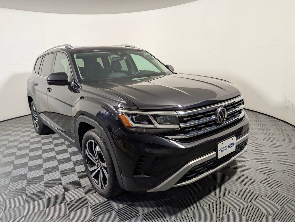 Used 2023 Volkswagen Atlas SEL AWD/4WD image 5