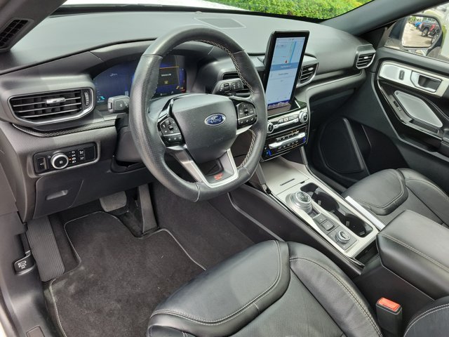 Certified 2023 Ford Explorer ST w/ Equipment Group 401A AWD/4WD image 17