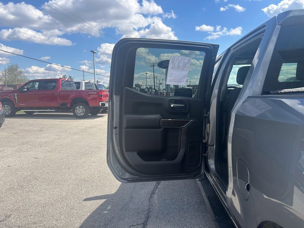 Used 2022 Chevrolet Silverado 1500 LT Trail Boss w/ LPO, Dark Essentials Package AWD/4WD image 15