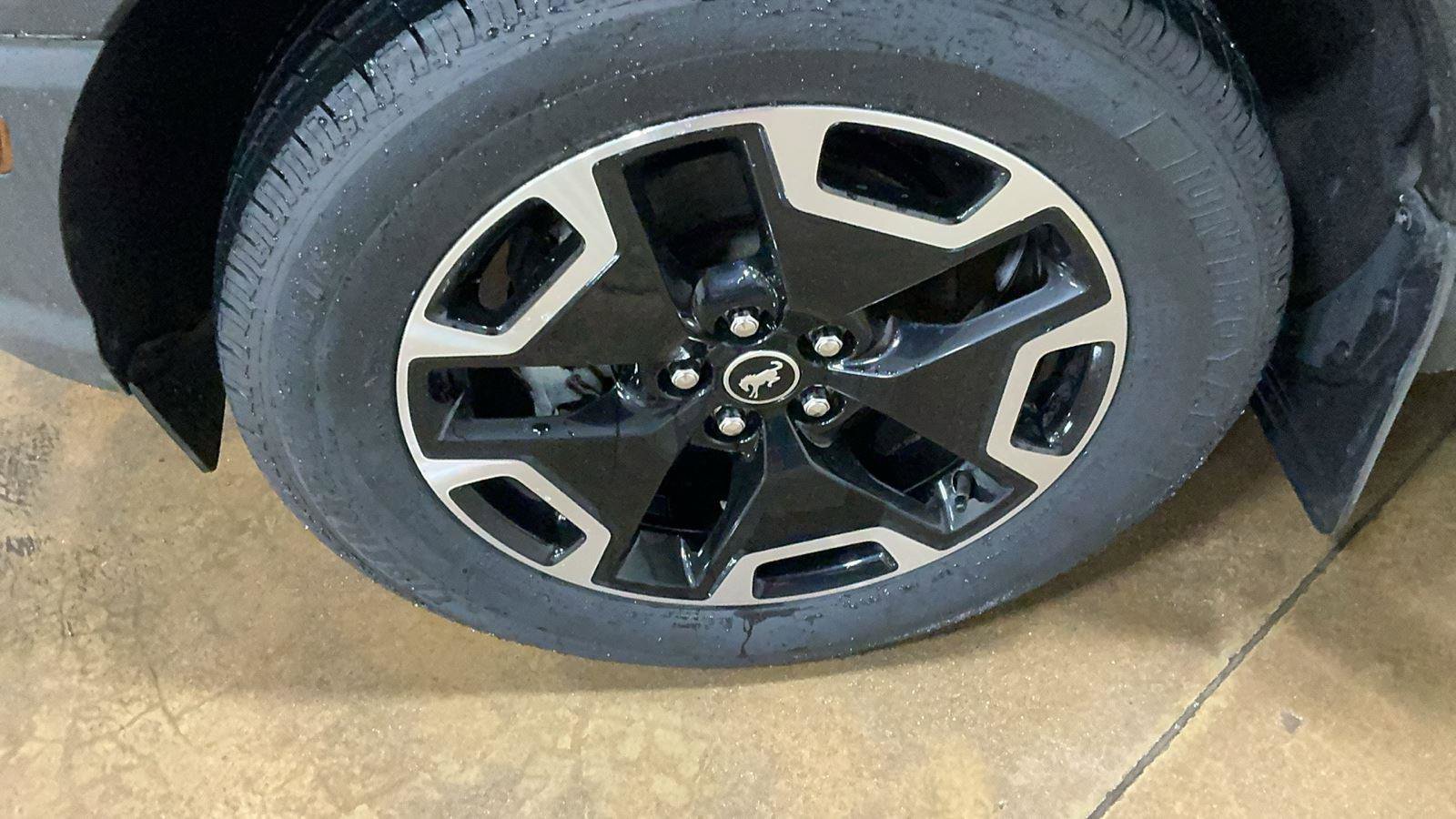 Certified 2021 Ford Bronco Sport Outer Banks w/ Outer Banks Package image 9