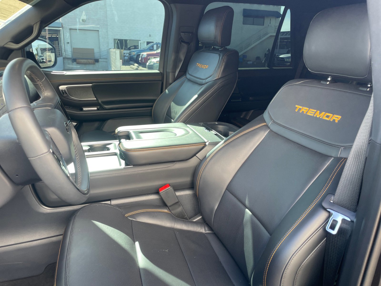 Certified 2025 Ford Expedition Tremor AWD/4WD image 15