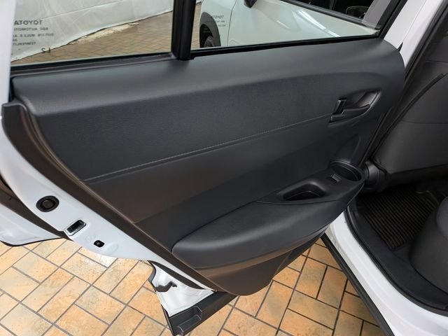 Used 2024 Toyota Corolla Cross LE image 17