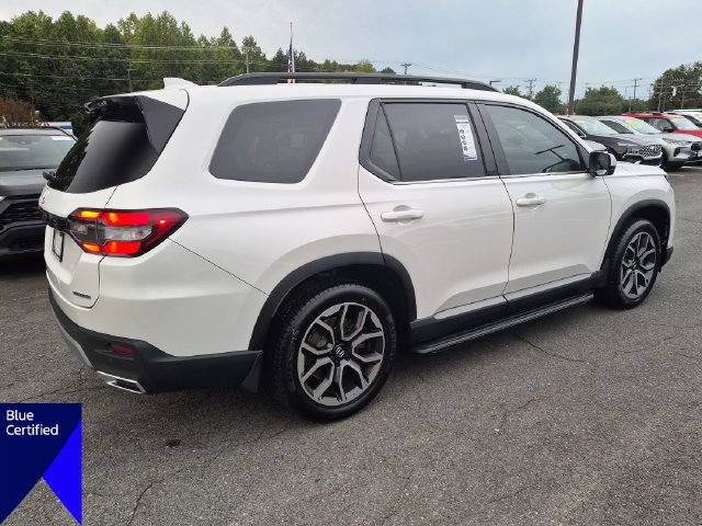 Used 2024 Honda Pilot Touring image 5
