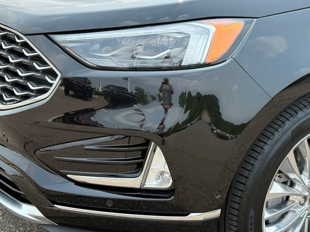 Certified 2022 Ford Edge Titanium w/ Equipment Group 301A AWD/4WD image 28