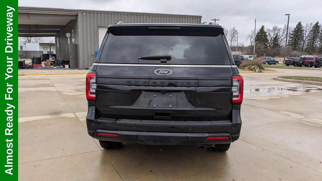 Certified 2023 Ford Expedition Limited image 4