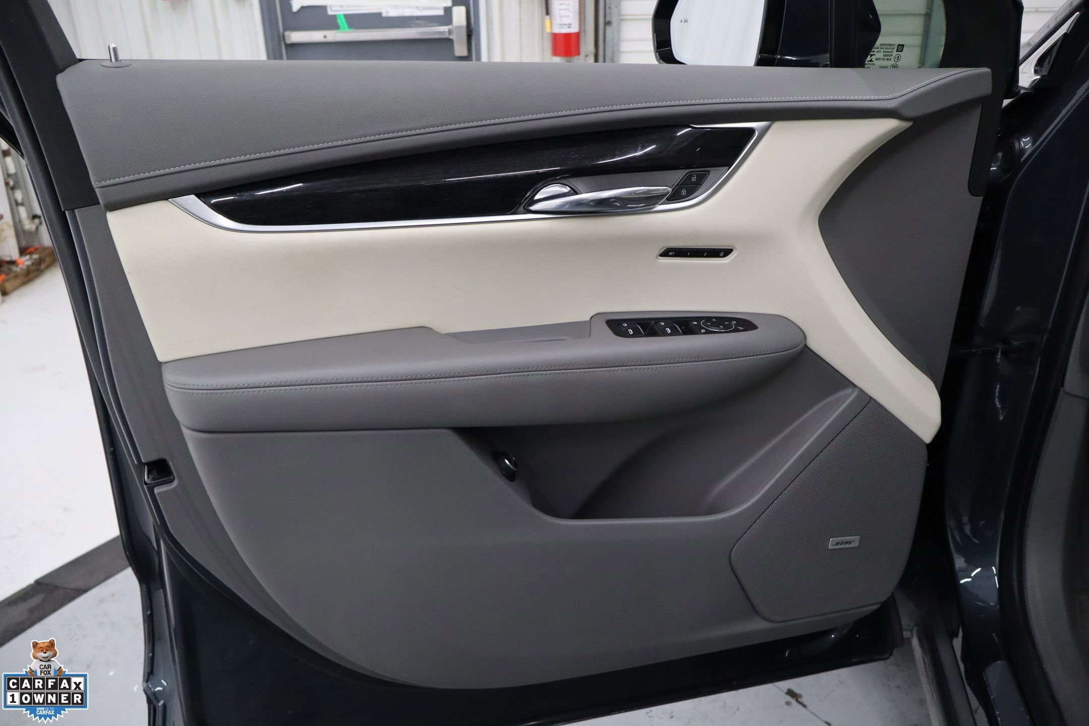 Used 2021 Cadillac XT6 Premium Luxury w/ LPO, Floor Liner Package image 13