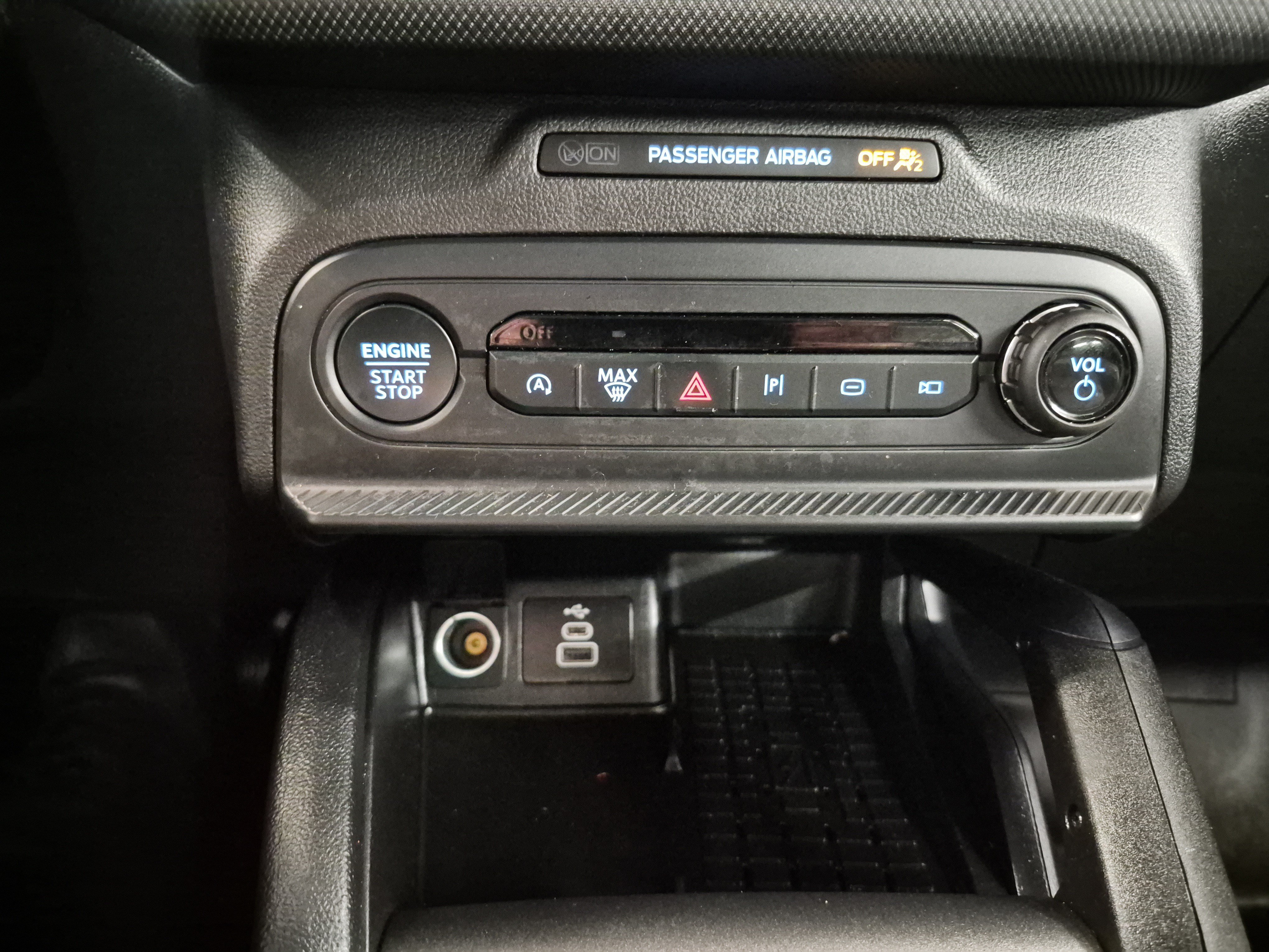 Certified 2025 Ford Bronco Sport Badlands AWD/4WD image 32