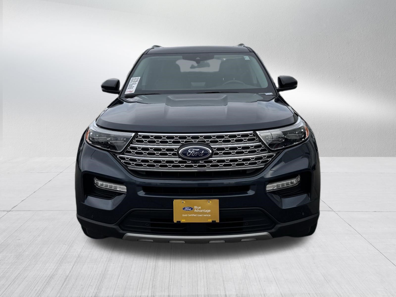 Certified 2024 Ford Explorer Limited w/ Limited Technology Package AWD/4WD image 2