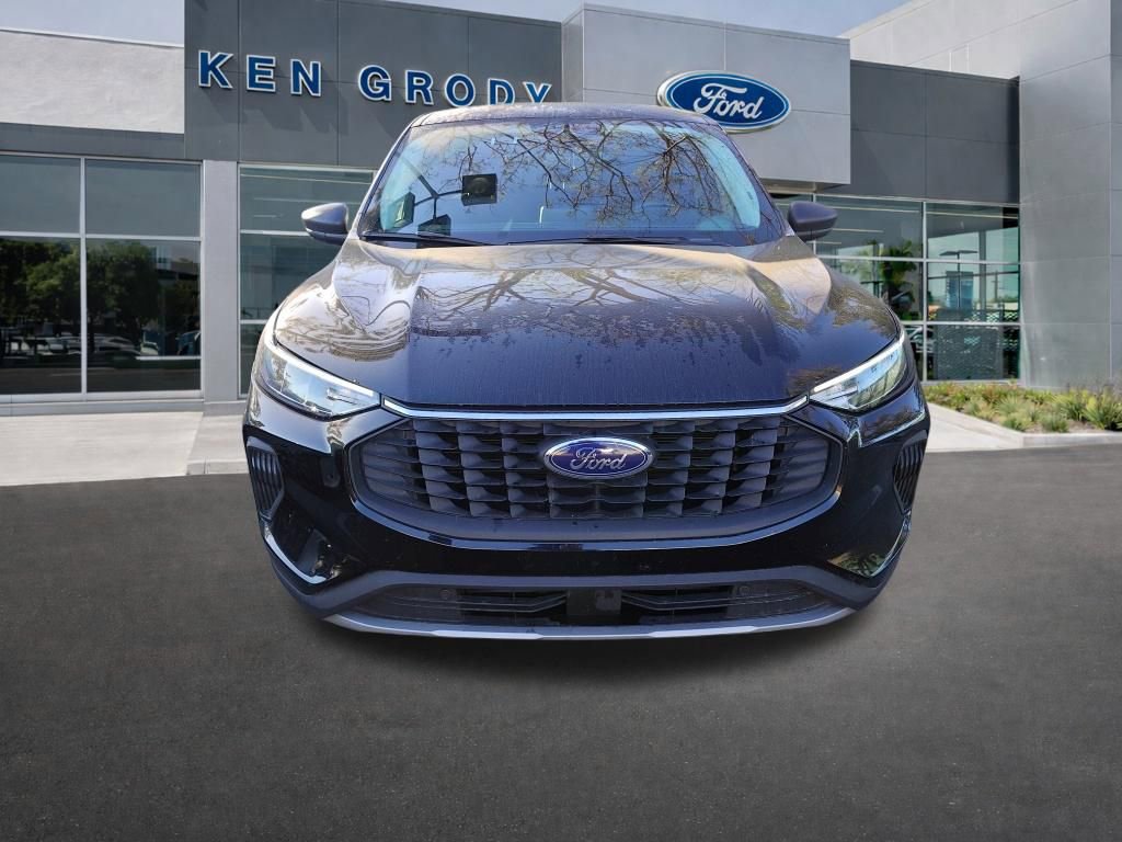 Certified 2024 Ford Escape Active w/ Cold Weather Package image 17