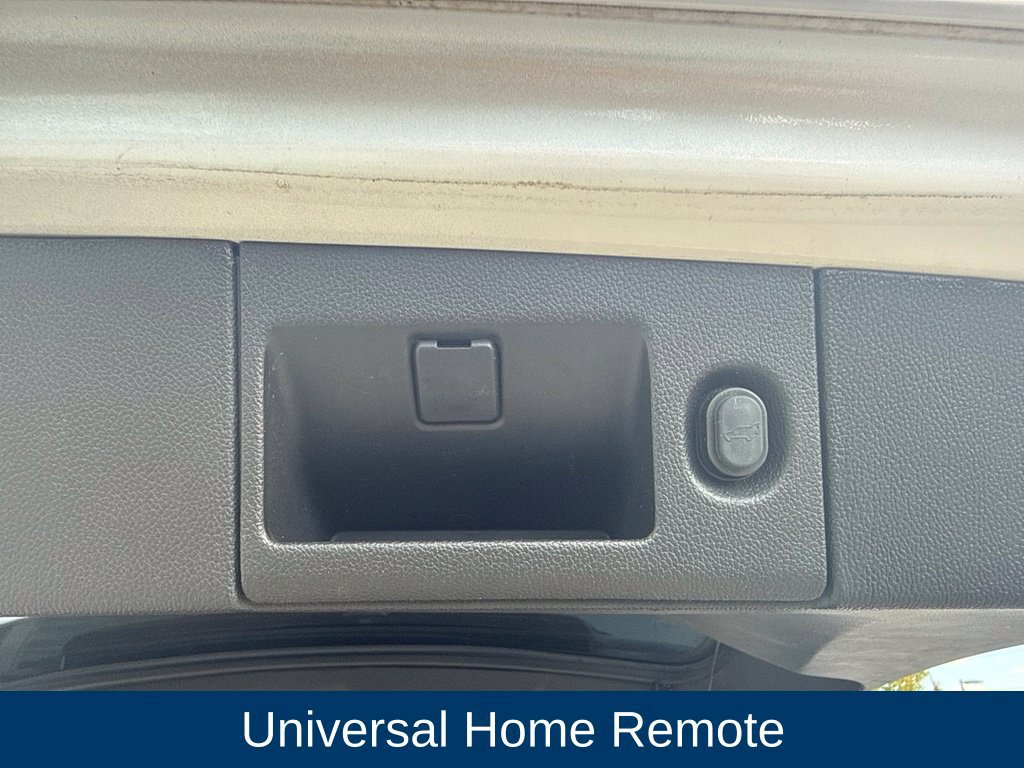 Used 2020 Chevrolet Tahoe Premier w/ Premier Plus Edition AWD/4WD image 32