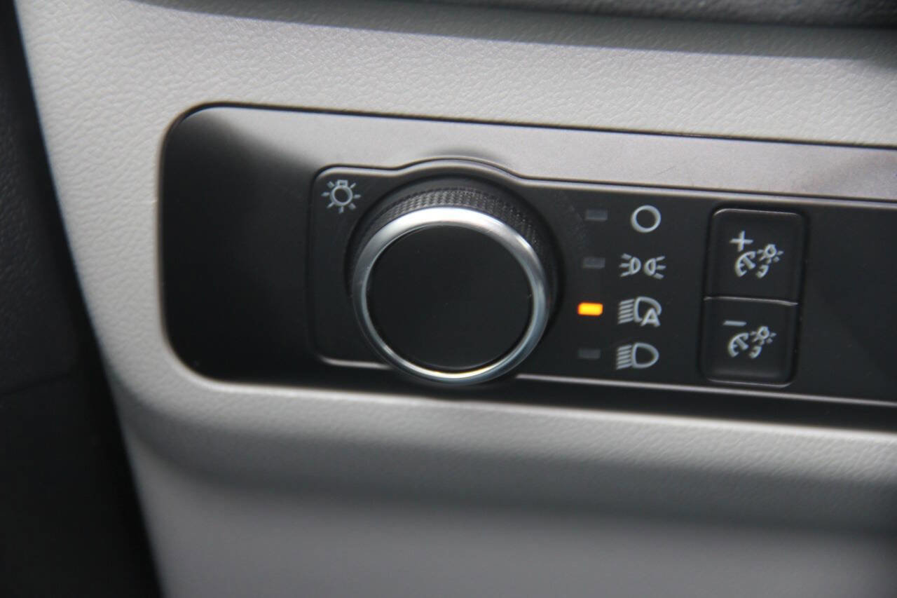 Certified 2025 Ford Escape Active image 50