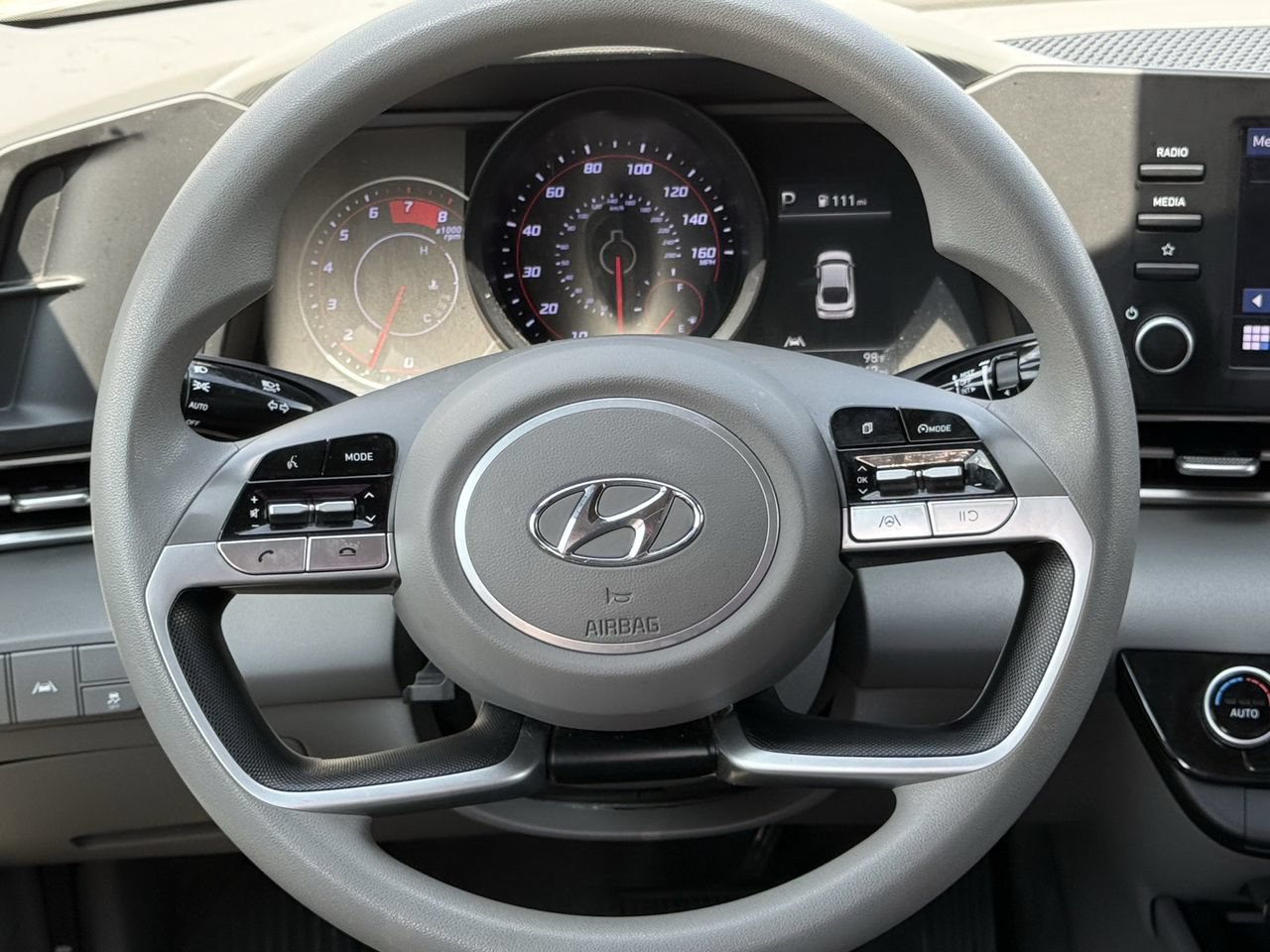 Used 2023 Hyundai Elantra SEL FWD image 11
