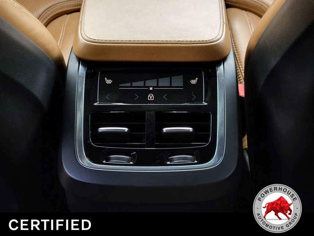 Used 2021 Volvo XC90 T6 Inscription w/ Lounge Package AWD/4WD image 19