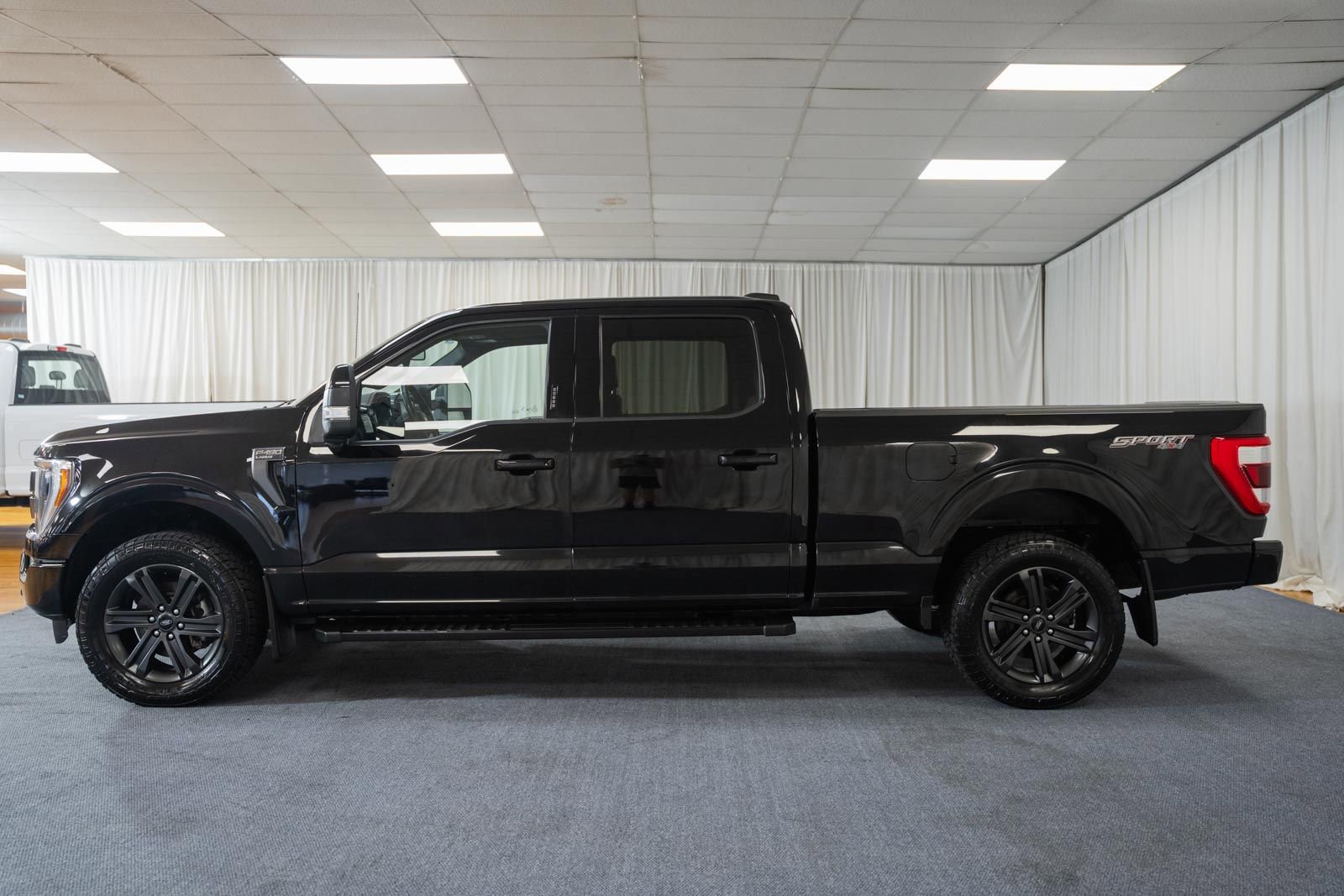 Certified 2023 Ford F150 Lariat w/ Equipment Group 502A High AWD/4WD image 5