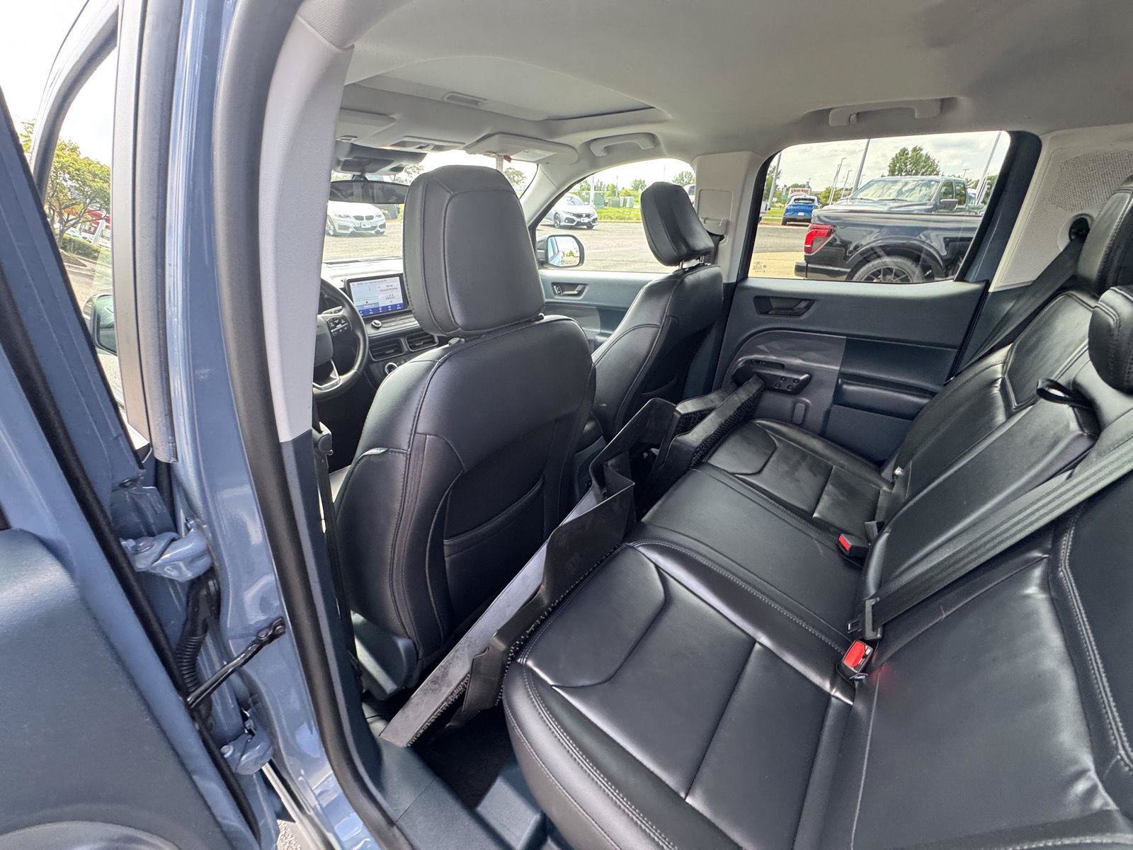 Certified 2024 Ford Maverick Lariat w/ Black Appearance Package FWD image 15
