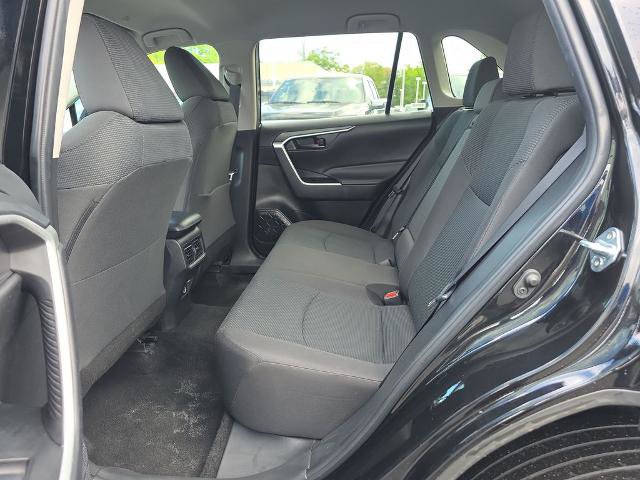 Used 2024 Toyota RAV4 LE AWD/4WD image 17