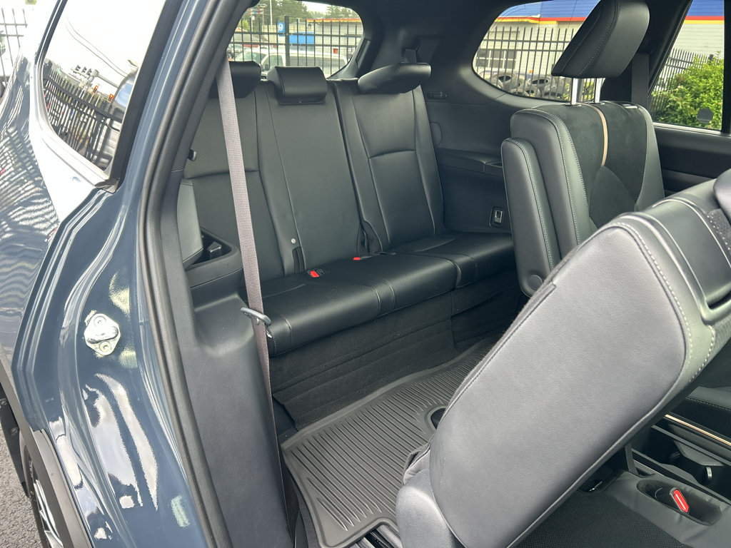 Used 2025 Toyota Grand Highlander AWD Hybrid image 31