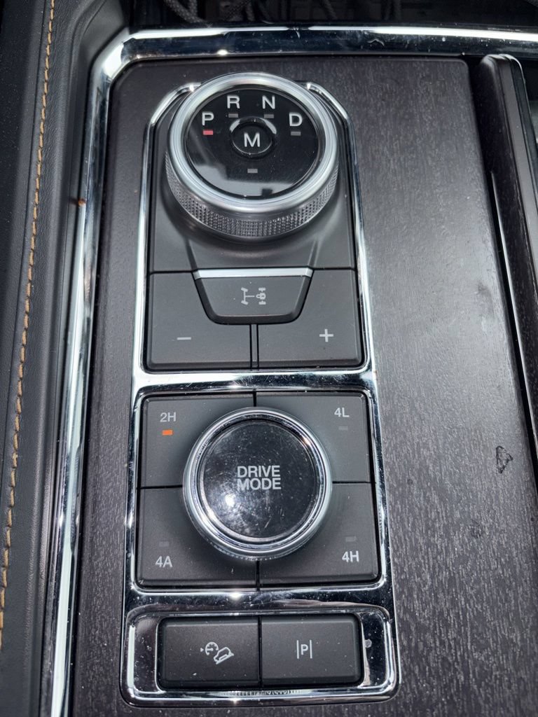 Certified 2024 Ford Expedition Max Platinum AWD/4WD image 32