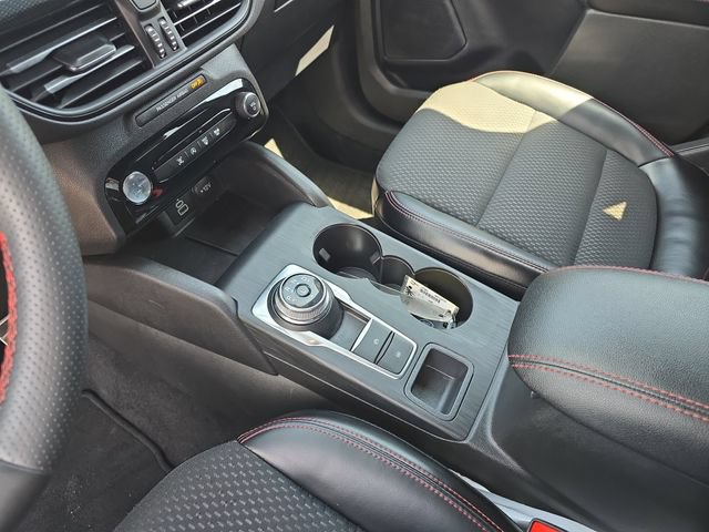 Certified 2024 Ford Escape ST-Line w/ Tech Pack #1 AWD/4WD image 26