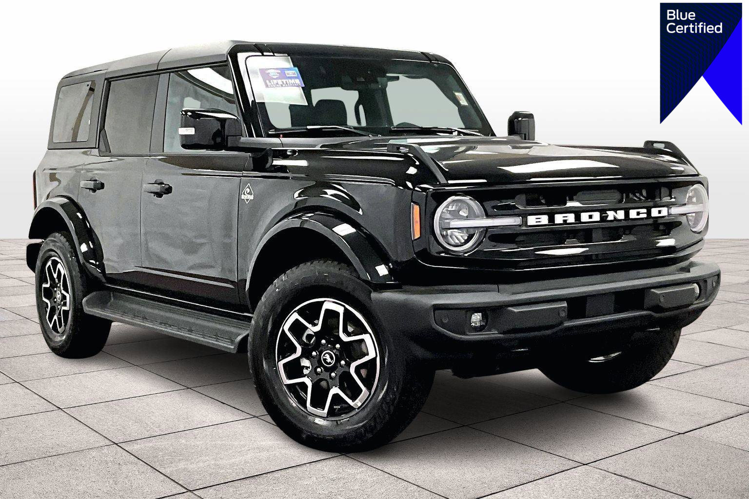 Certified 2025 Ford Bronco Outer Banks image 1