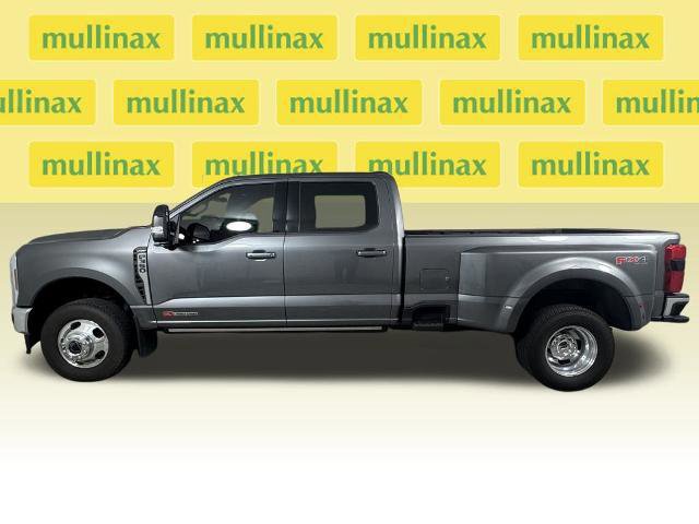 Certified 2025 Ford F350 Lariat w/ Lariat Ultimate Package image 2
