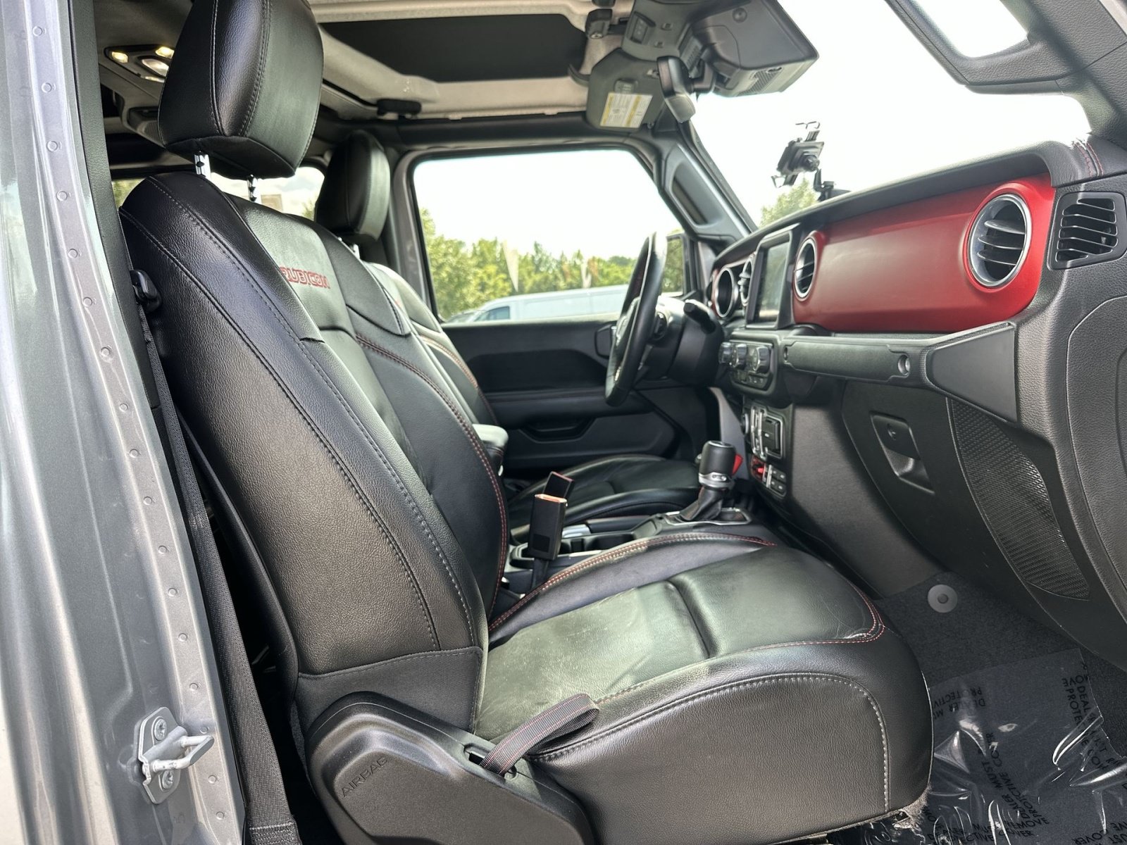 Used 2020 Jeep Gladiator Rubicon AWD/4WD image 27