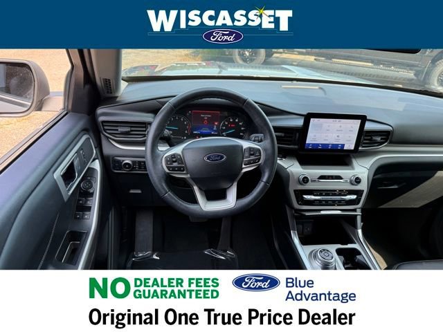 Certified 2022 Ford Explorer XLT w/ Equipment Group 202A image 13