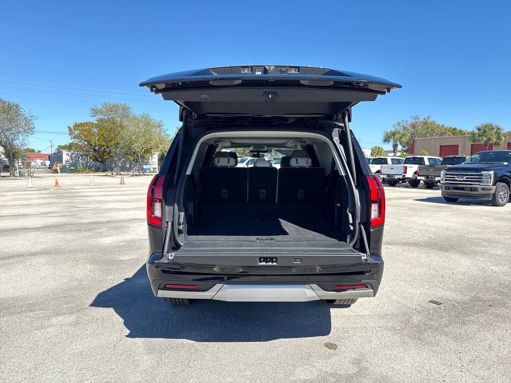 Certified 2025 Ford Expedition Max Platinum image 32