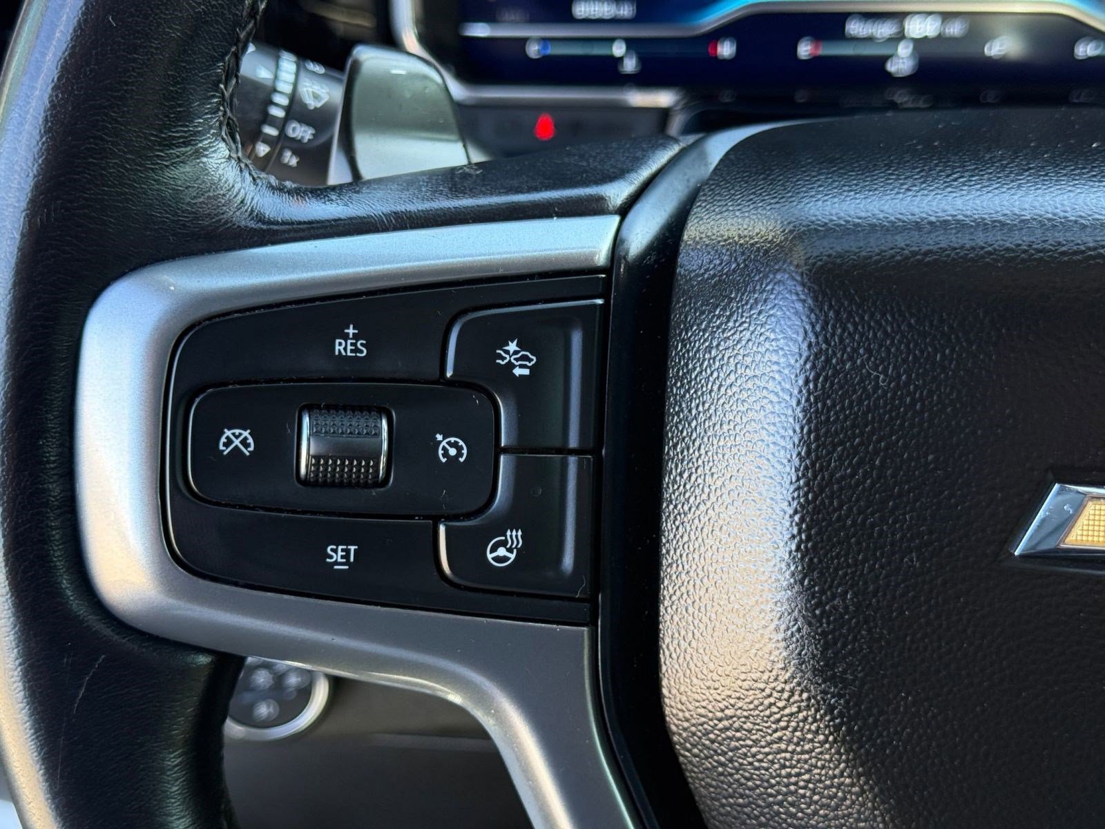 Used 2022 Chevrolet Silverado 1500 LTZ image 15