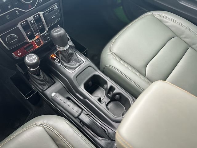 Used 2025 Jeep Gladiator Mojave image 22