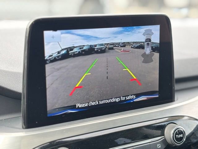 Certified 2022 Ford Escape Titanium w/ Class II Trailer Tow Package image 38