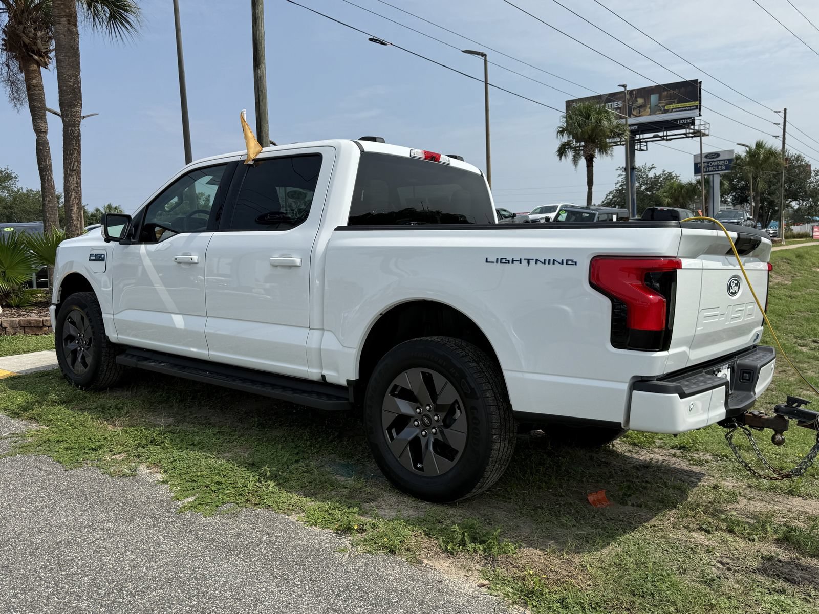 Certified 2025 Ford F150 Lightning Flash AWD/4WD image 6