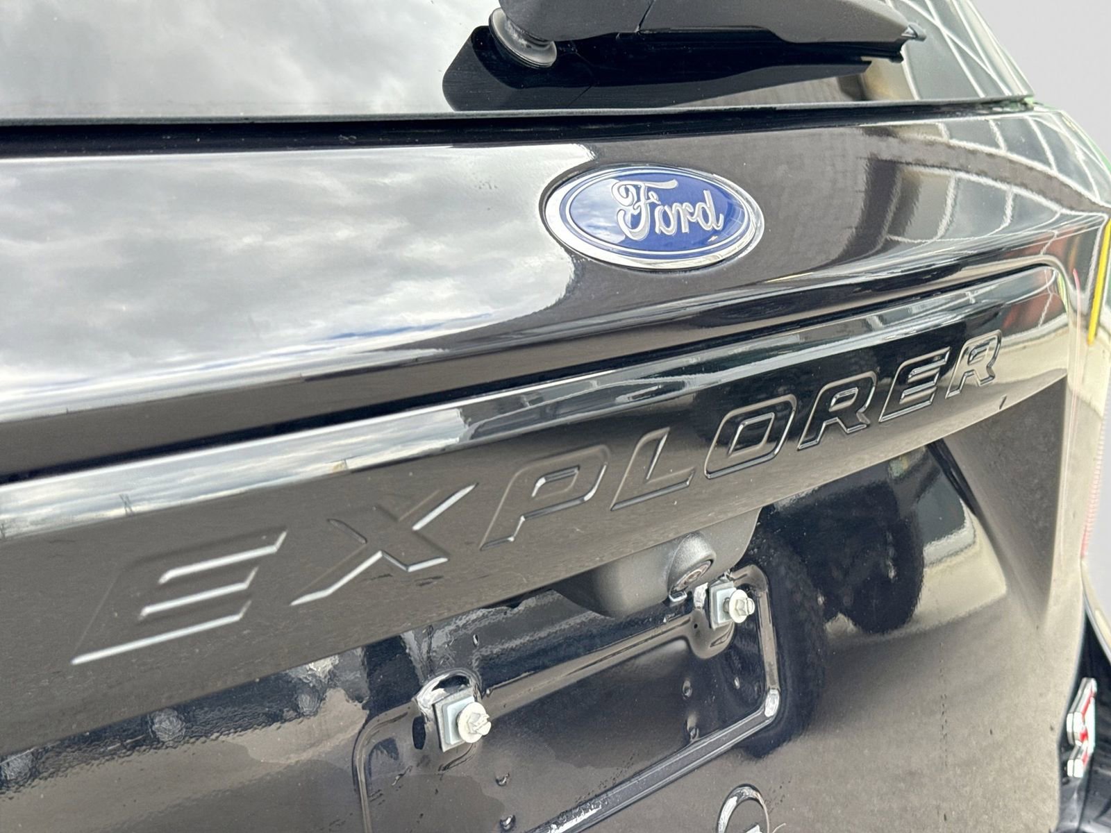 Certified 2020 Ford Explorer ST w/ ST Street Pack AWD/4WD image 15