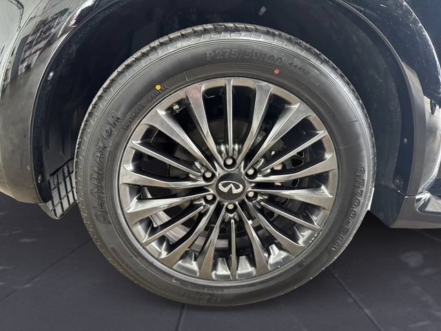 Used 2023 INFINITI QX80 Sensory AWD/4WD image 14
