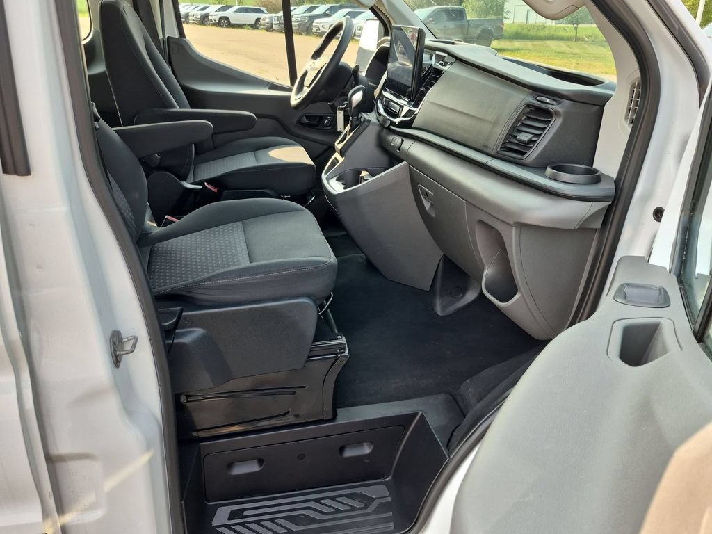 Certified 2023 Ford Transit 350 XLT RWD image 31
