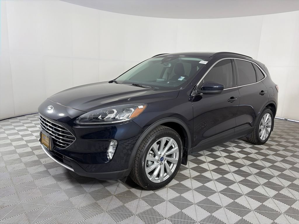 Certified 2021 Ford Escape Titanium w/ Titanium Elite Package image 3