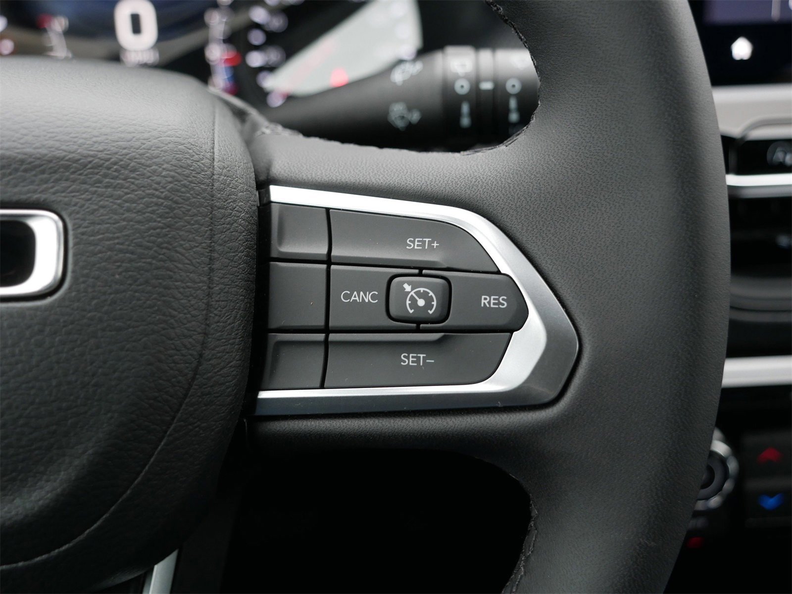 Used 2025 Jeep Compass Latitude w/ Altitude Special Edition image 29