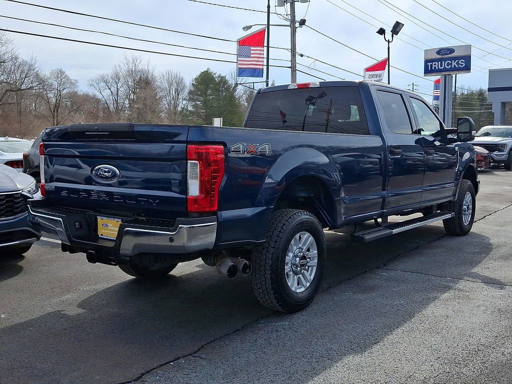 Certified 2017 Ford F250 XLT w/ XLT Value Package image 4