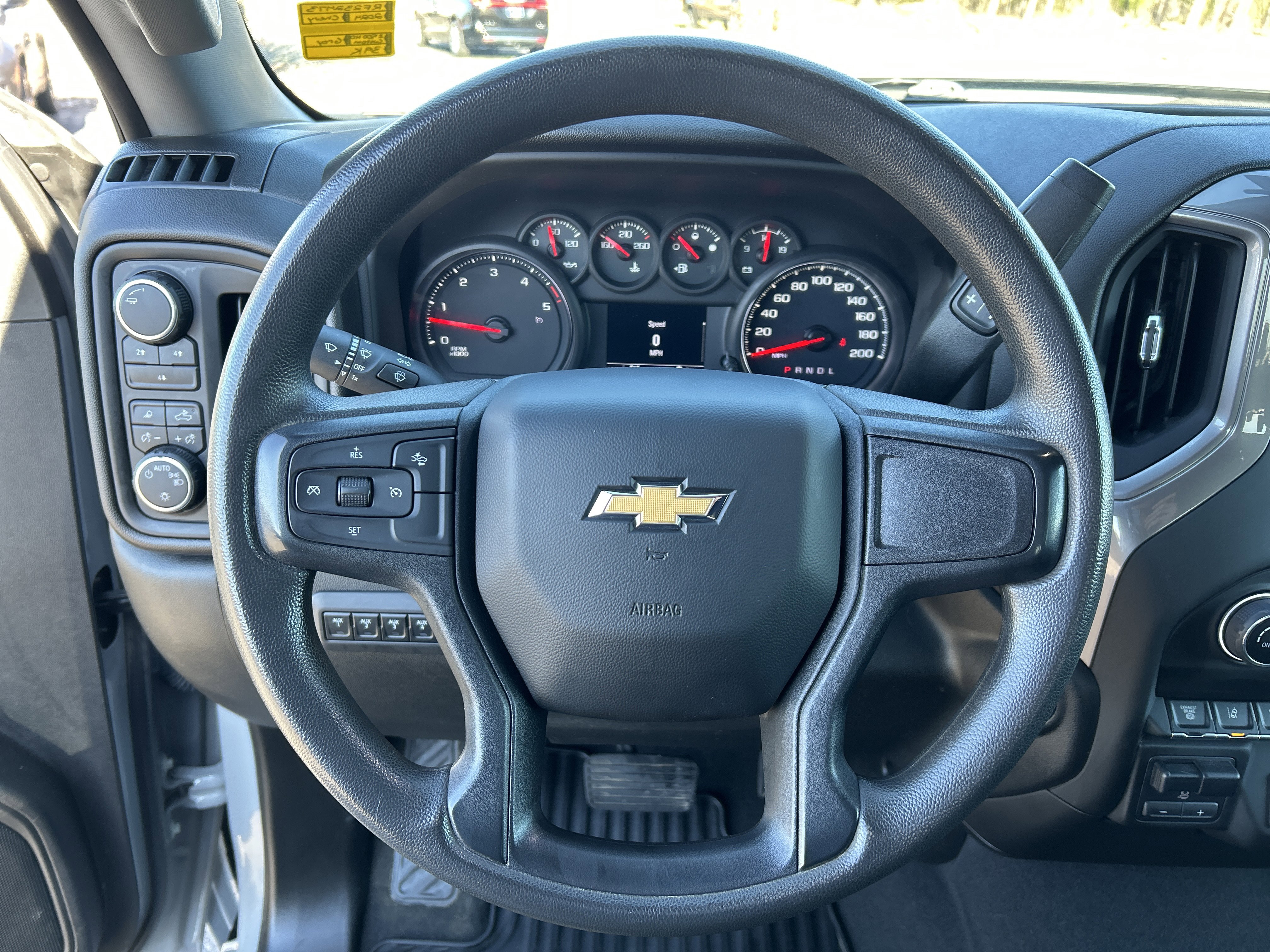 Used 2024 Chevrolet Silverado 2500 Custom w/ Custom Value Package image 15