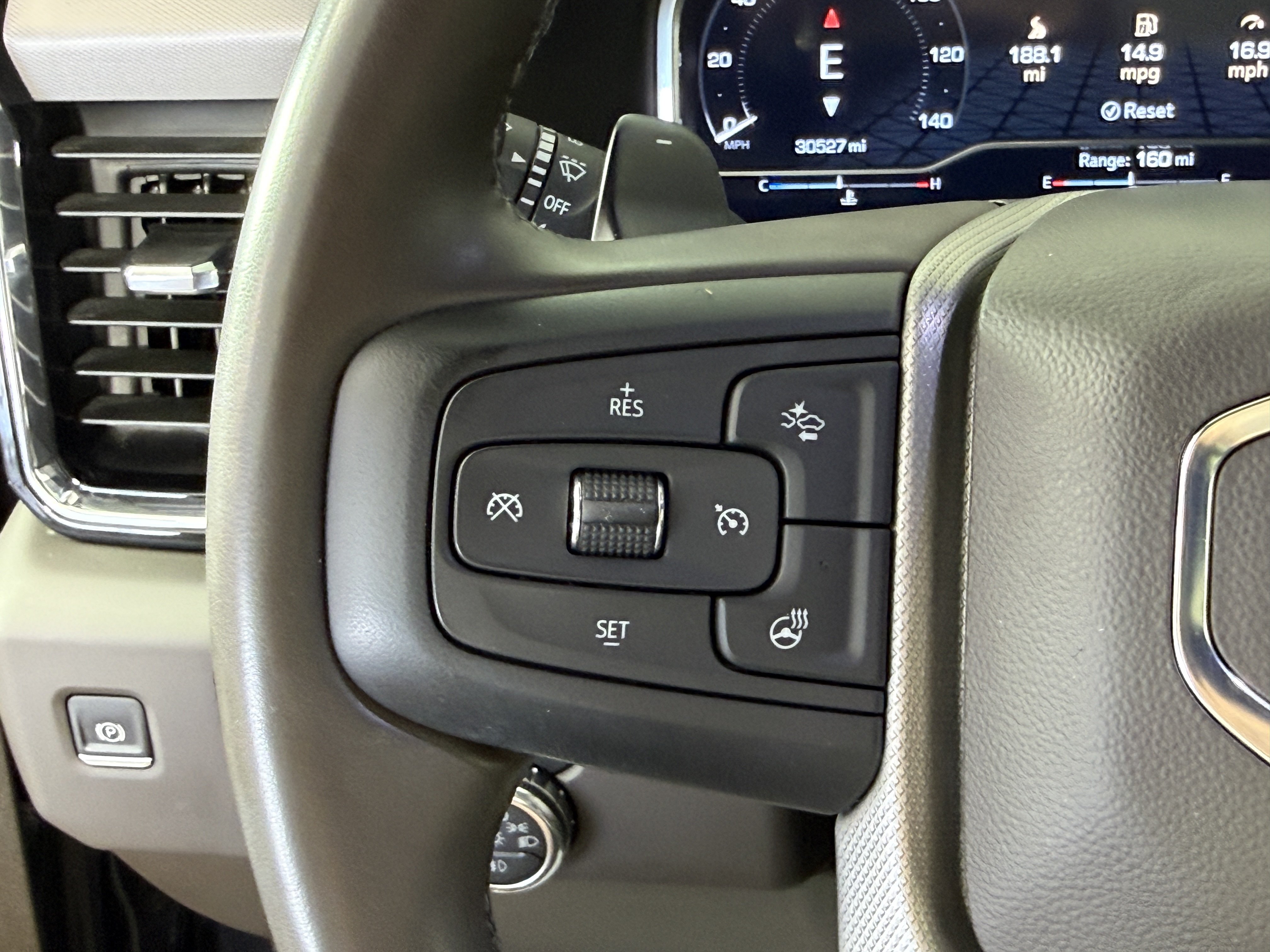 Used 2023 GMC Sierra 1500 Denali w/ Denali Reserve Package AWD/4WD image 24