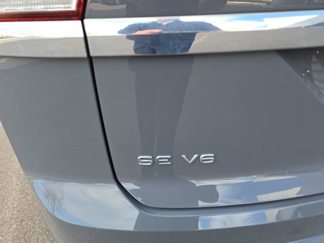 Used 2021 Volkswagen Atlas Cross Sport SE image 5