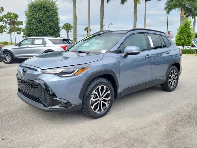 Used 2023 Toyota Corolla Cross AWD Hybrid image 3