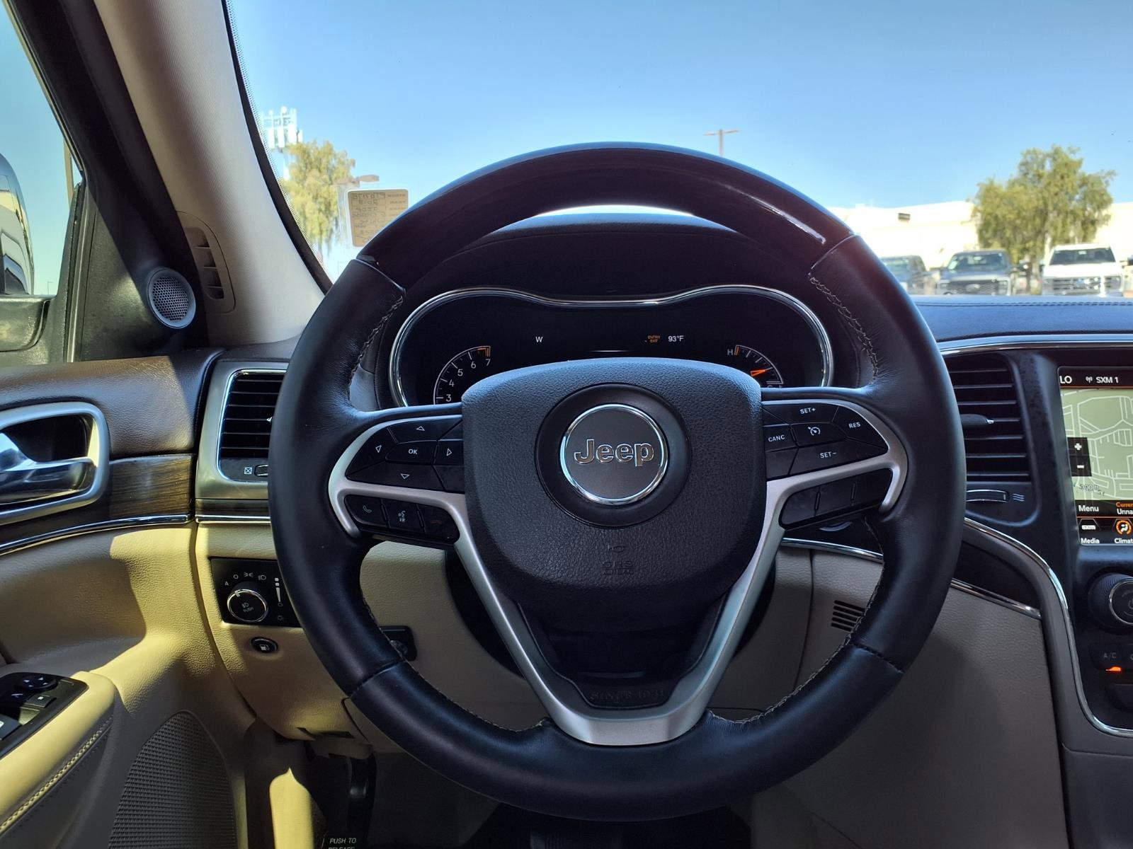 Used 2018 Jeep Grand Cherokee Overland AWD/4WD image 20