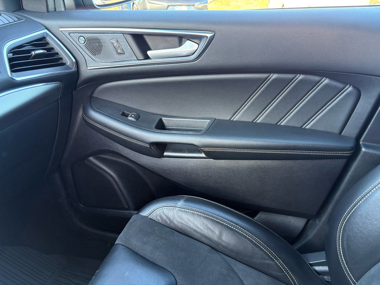 Certified 2021 Ford Edge ST image 27