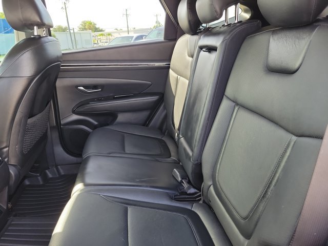 Used 2022 Hyundai Tucson Limited w/ Cargo Package FWD image 16