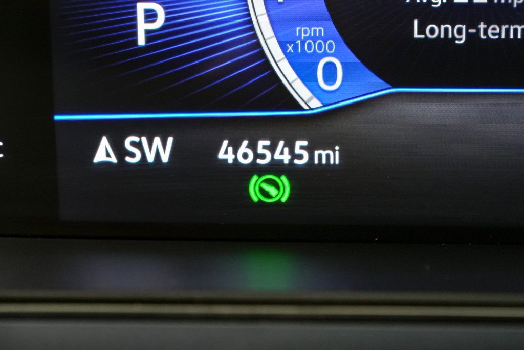 Used 2024 Volkswagen Taos SE image 17