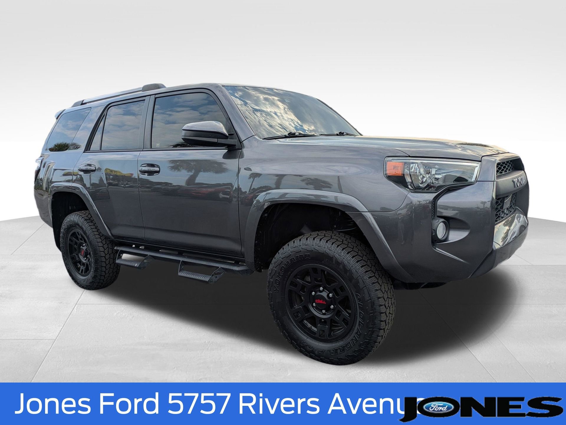 Used 2020 Toyota 4Runner SR5 AWD/4WD video 2