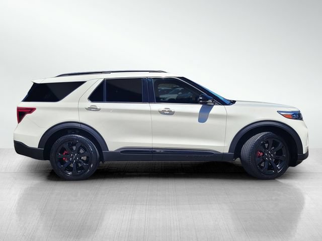 Certified 2023 Ford Explorer ST w/ Equipment Group 401A AWD/4WD image 3