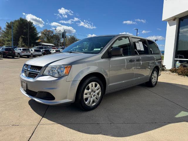 Used 2019 Dodge Grand Caravan SE image 4